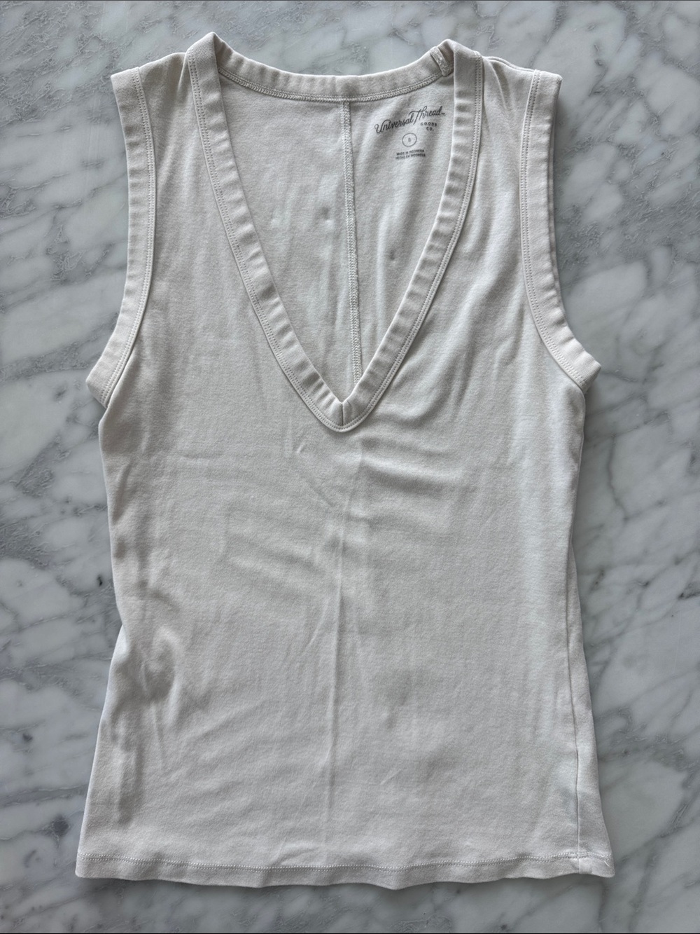 🌼Universal Thread🌼 Bundle V-Neck Tank Top s - Cream, Light Blue, Black - Picture 2 of 7
